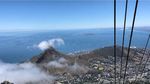 Menikmati Indahnya Keajaiban Dunia Table Mountain dari Cable Car