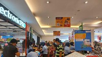 Aneka diskon ditawarkan dalam gelaran Transmart Full Day Sale. Apalagi bagi anda yang memakain Allo Bank dan diupgrade ke Allo Prime, dapat tambahan diskon lagi.Foto: Shafira Cendra Arini/detikcom
