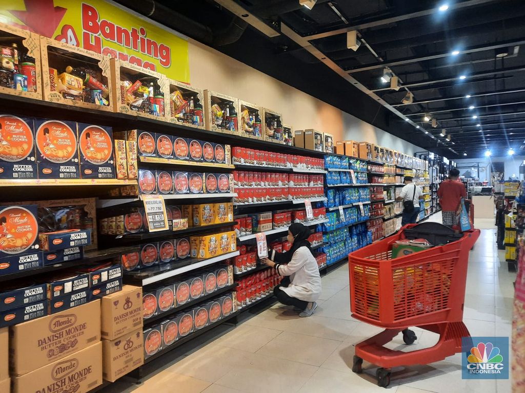 Program Transmart Full Day, Sabtu (15/4/2023) pukul 10.00 hingga 24.00 waktu setempat di 92 gerai Transmart seluruh Indonesia. (CNBC Indonesia/Firda Dwi Muliawati)