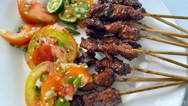Sate Maranggi, Sate Sapi Ikon Kuliner Purwakarta yang Manis Nikmat