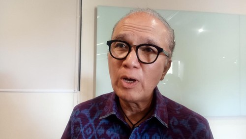 Duta Besar Indonesia untuk Selandia Baru Tantowi Yahya menilai bule berulah di Bali tak bisa sepenuhnya disalahkan karena meniru warga lokal.