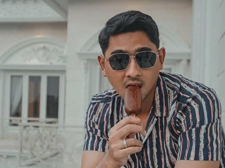 Arya Saloka Ikatan Cinta, Hobi Makan Nasi Gudeg hingga Bakso