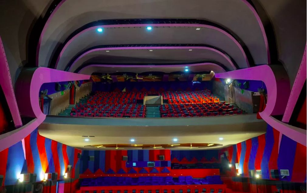 Bioskop Raj Mandir
