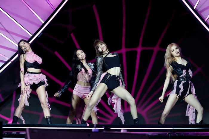 BLACKPINK INDIO, CALIFORNIA - APRIL 15: (L-R) Jisoo, Rosé, Lisa, and Jennie of BLACKPINK perform at the Coachella Stage during the 2023 Coachella Valley Music and Arts Festival on April 15, 2023 in Indio, California. (Photo by Frazer Harrison/Getty Images for Coachella)