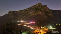 Suasana kota Cape Town di malam hari