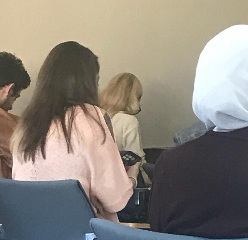 Deretan Foto Kebetulan yang Bikin Mata Gagal Fokus