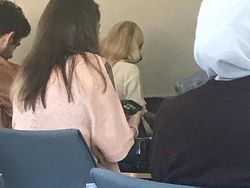 Deretan Foto Kebetulan yang Bikin Mata Gagal Fokus