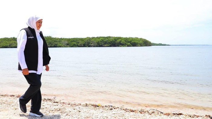 Gubernur Khofifah mengajak wisatawan berlibur di Jatim selama libur lebaran