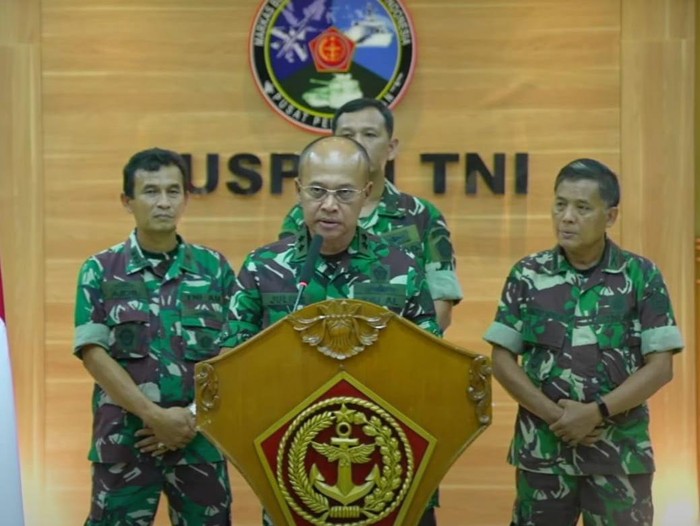 Kapuspen TNI Laksamana Muda Julius Widjojono. Dokumen Istimewa