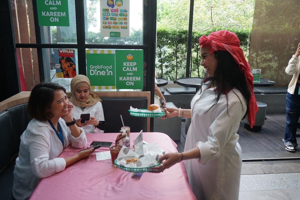 Konsep baru Karen's Diner jelang lebaran berkolaborasi dengan GrabFood Indonesia.
