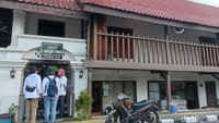 Masjid ini terletak cukup tersembunyi, di sebuah gang yang cukup sempit. Kami mengunjunginya dengan berjalan kaki. (Weka Kanaka/detikTravel)