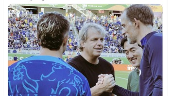 Masalahnya menurut akun ini bukan di pelatih Chelsea tapi pemilik barunya, Todd Boehly. Foto: Twitter