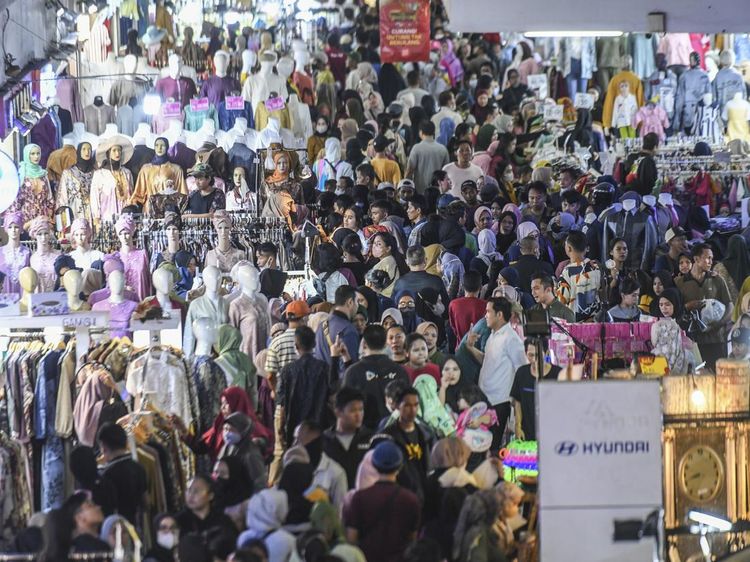 Melihat Keramaian Pasar Tanah Abang Pada Akhir Pekan Kemarin