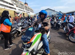 Seribuan Pemudik Kapal Gratis Tiba di Semarang, Polisi Ajak Konvoi Bersama