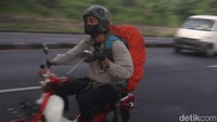Jalur selatan Nagreg dilintasi pemudik yang memiliki tujuan ke arah Garut, Tasikmalaya dan Jawa Tengah. (Foto: Wisma Putra/detikJabar)