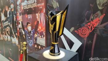 Partai puncak ini menampilkan persaingan 12 tim Free Fire terbaik di Tanah Air. Foto: (Panji Saputro/detikINET).