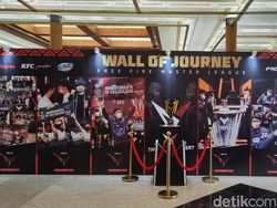 Ribuan Orang Tumblek Blek di Grand Final FFML Season 7 Free Fire