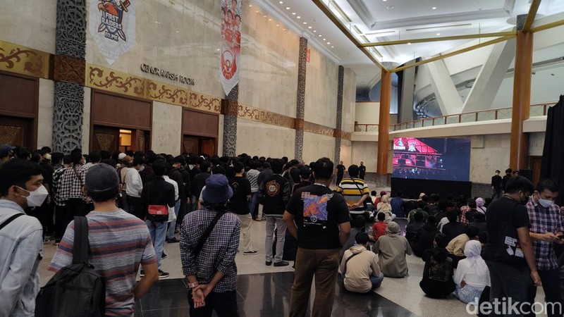 Grand Final Free Fire Master League (FFML) Season 7 resmi dimulai hari ini, Minggu, 16 April 2023. Berikut potret kemeriahannya, yang disambangi oleh ribuan penggemar Free Fire di Indonesia.