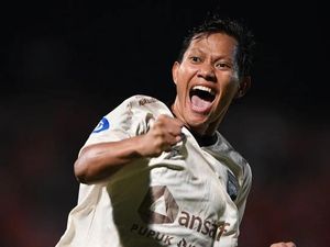 Rekam Jejak Adam Alis, Pemain Baru Persib Bandung