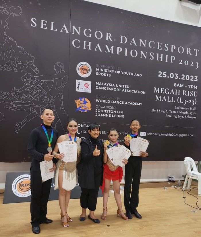 Siswa SMPN 1 Ciawi Juara Dance Sport di Tingkat Dunia.