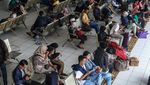 Suasana Pemudik di Terminal Kampung Rambutan pada H-6 Lebaran