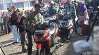Tahun ini, lebih dari 30 armada bus disiapkan secara spesial untuk mengantarkan 1.200 pemudik dengan rute Jakarta-Yogyakarta dan Jakarta-Semarang. 