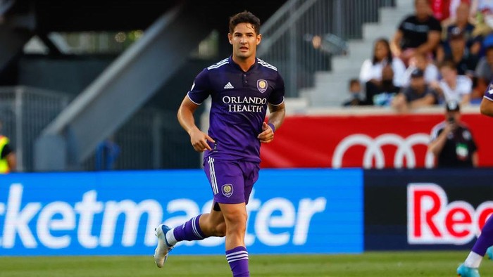 HARRISON, NJ - AUGUST 13:  Orlando City forward Alexandre Pato (7) during the first half of the Major League Soccer game between the New York Red Bulls and Orlando City on August 13, 2022 at Red Bull Arena in Harrison, New Jersey.   (Photo by Rich Graessle/Icon Sportswire via Getty Images)