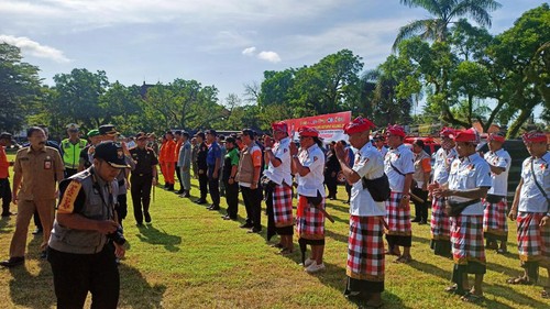 Apel Gelar Pasukan Operasi Ketupat Agung 2023 di Lapangan Tanah Aron, Karangasem Senin (17/4/2023)