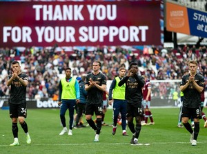 Arsenal Terpeleset Lagi, Mulai Tertekan?
