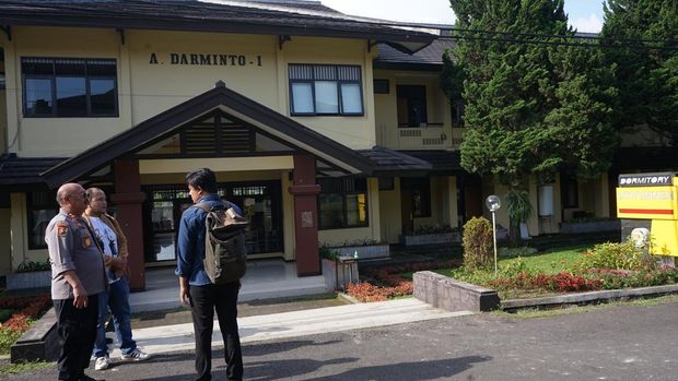 Bertemu Chryshnanda Dwilaksana di Sespim Polri