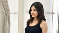 Bulan Sutena mengungkapkan kriteria lain untuk cowok yang jadi pacarnya yakni bisa bikin nyaman entah dari sikap dan sifat. (Foto: dok Instagram)