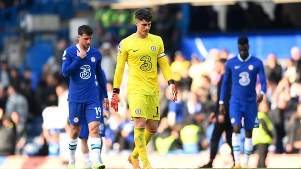 April Ngenes Chelsea: 7 Laga, 6 Kalah, 1 Gol