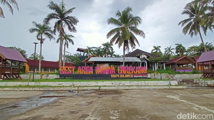 Kondisi rest area di Kabupaten Enrekang, Sulawesi Selatan (Sulsel).