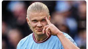 Menjadi topskor Liga Inggris sepanjang masa pun bisa direngkuh Haaland. Pria asal Norwegia ini sedang gacor-gacornya. Foto: Twitter