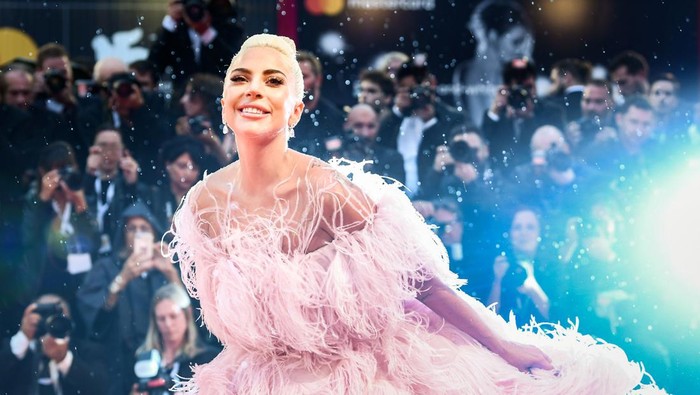 Singer and actress Lady Gaga arrives for the premiere of the film 