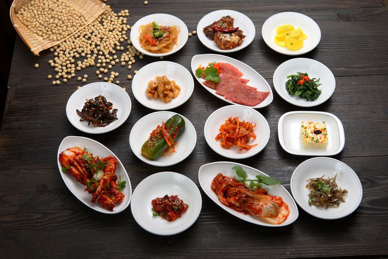 Ilustrasi banchan lauk pauk sampingan Korea