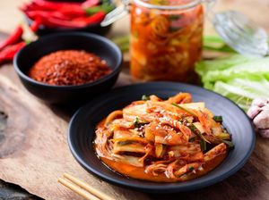 Pantasan Orang Korea Kurus, Makan Kimchi Ternyata Bisa Enyahkan Perut Buncit