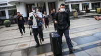 Tak ada sedikitpun keterangan keluar dari para penyidik, kecuali ucapan terima kasih kepada awak media.