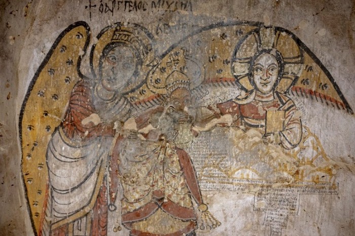 Lukisan dari ruang misterius di Old Dongola, Sudan.