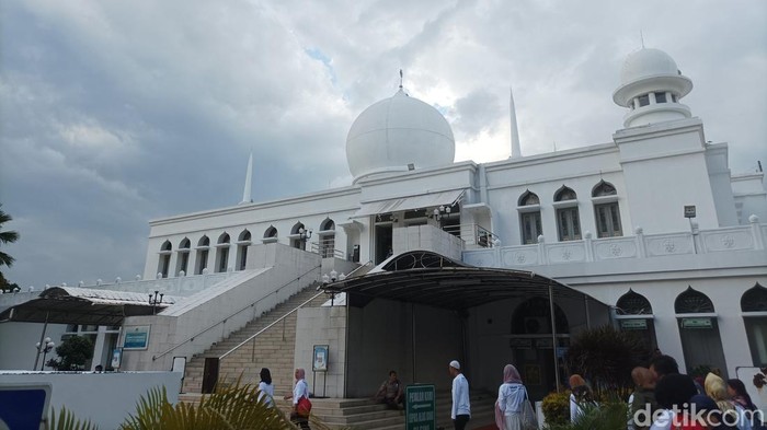 Masjid Agung Al Azhar Jakarta Masjid Agung Al Azhar Jakarta