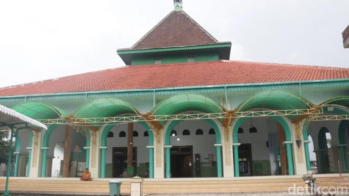 Masjid tiban di Pasuruan
