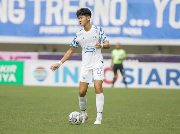 Meru Kimura saat berseragam PSIS Semarang.
