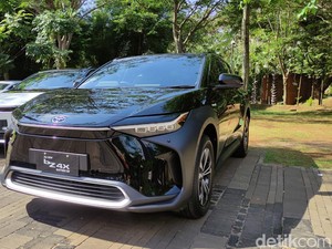 Inden Tembus 1.000 Unit, Pemesanan Toyota bZ4X Sementara Disetop