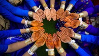 Tari Bihu merupakan tarian rakyat tradisional yang populer di Assam. Tarian ini ditampilkan terutama selama Bohag Bihu atau Rongali Bihu, festival musim semi yang menandai Tahun Baru Assam pada pertengah April.  