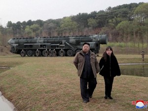 Kim Jong Un Siap Luncurkan Satelit Mata-mata Pertama Korut