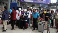 PT Jasaraharja berkolaborasi dengan PT Kereta Api Indonesia mendukung program Mudik Gratis BUMN 2023 yang diselenggarakan oleh Kementerian BUMN dengan memberangkatkan 18.800 orang melalui kereta api dan bus.