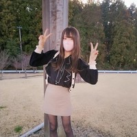 Netizen pun terkejut ketika melihat foto jadulnya berwujud seorang pria berambut pendek dan bertubuh besar. Sosok itu sangat berbeda dengan apa yang ditampilkannya selama ini di media sosial. Karenanya, foto transformasi Nanami Kana jadi viral.Foto: Twitter