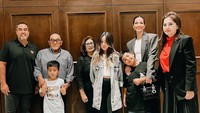 Aburizal Bakrie juga terlihat dalam perayaan ulang tahun tersebut. Foto: instagram