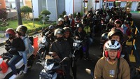 H-5 Arus mudik lebaran 2023 di Pelabuhan Gilimanuk pada pagi hari terpantau ramai lancar.