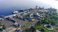 Foto udara area Pelabuhan Gilimanuk, Jembrana, Bali, Senin (17/4/2023).